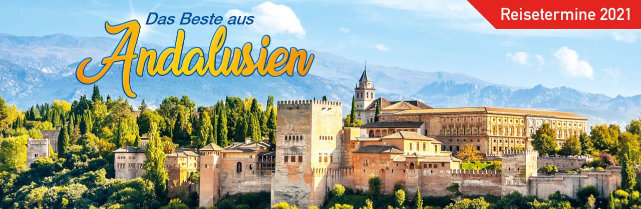 Andalusien Blick auf Festungsanlage helle Gebäude