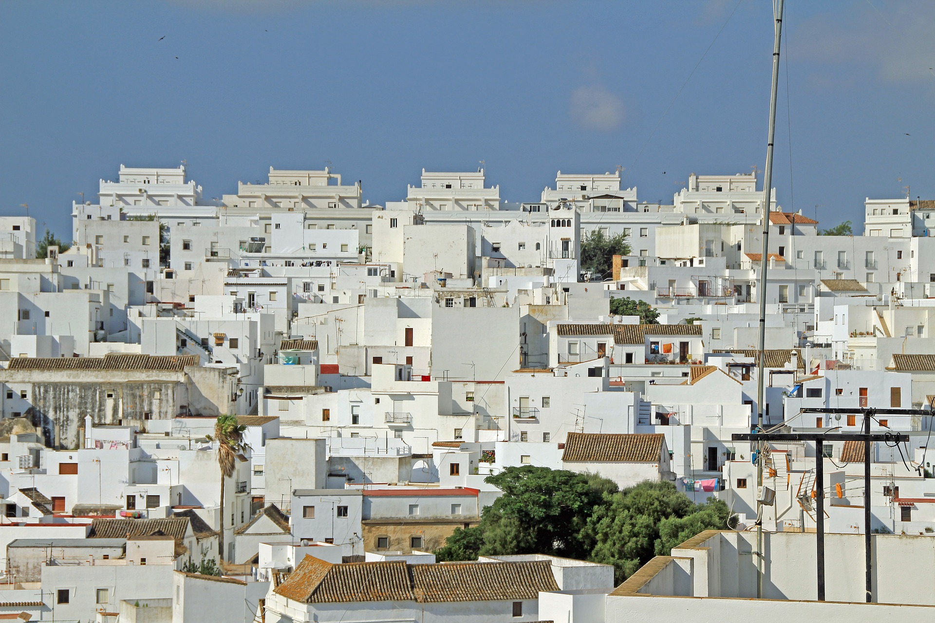 Spanien Andalusien Blick auf weiße Häuser