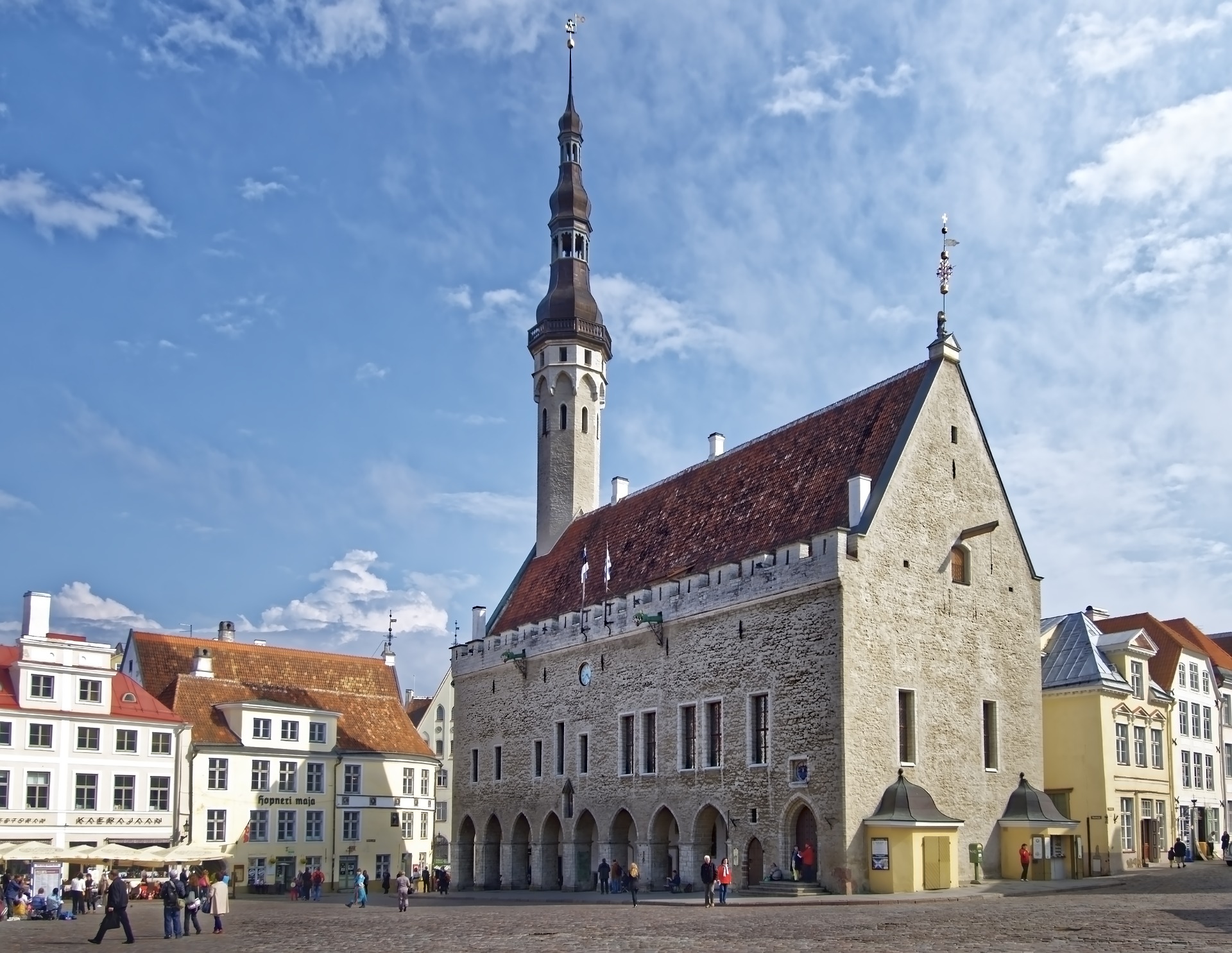 Marktpatz Altstadt Tallin Estland Gebäude Kirche