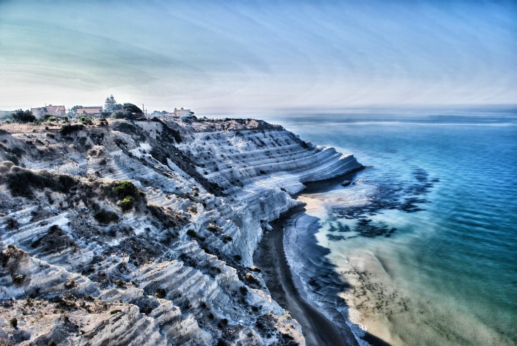 Sizilien Küste Felsen