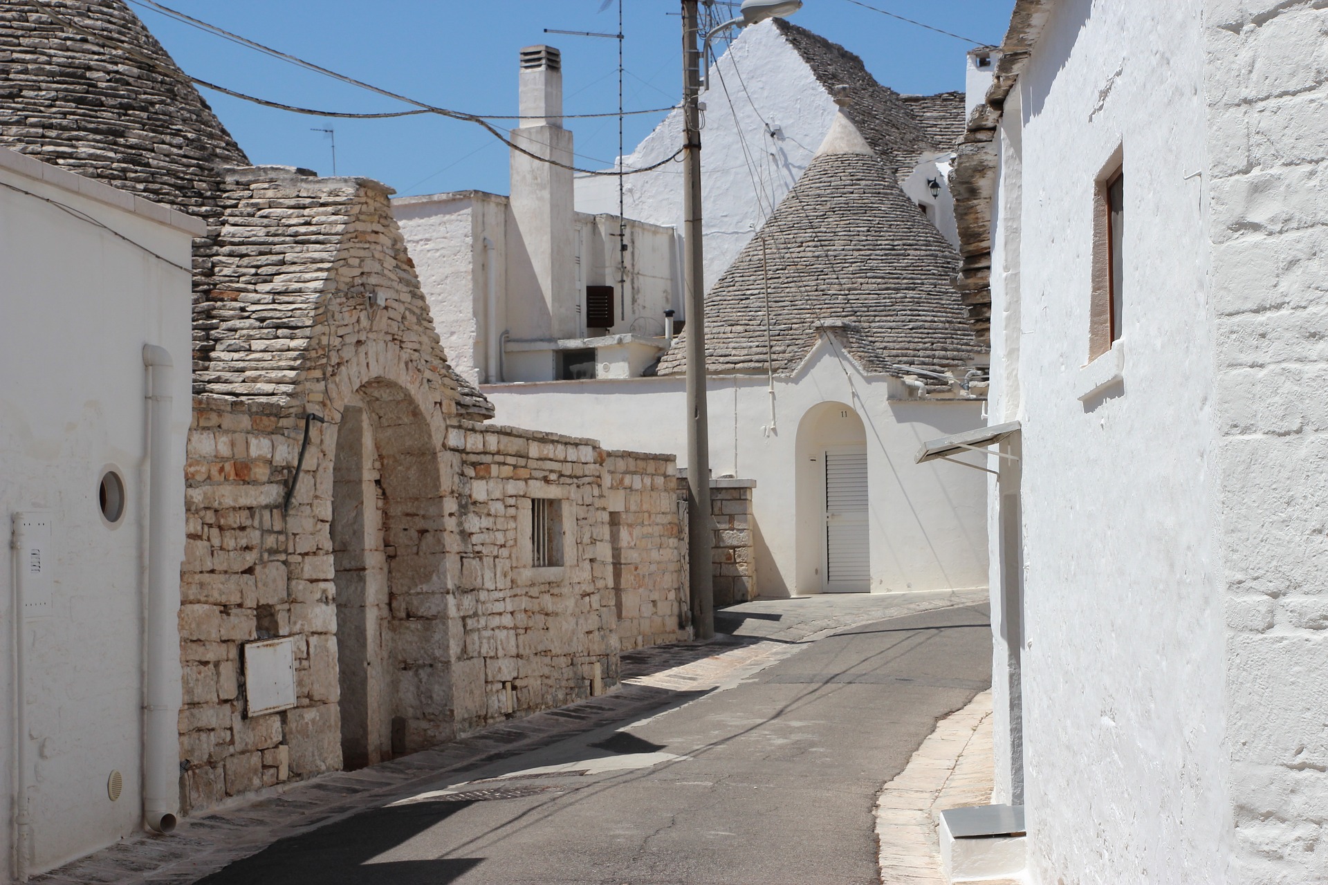 Apulien weiße landestypische Häuser