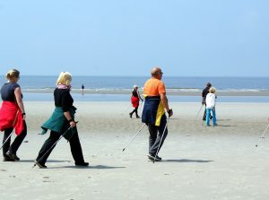 Menschen am Nordseestrand Menschen am Nordseestrand
